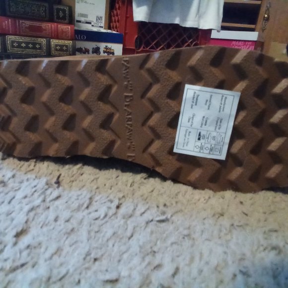 Bearpaw - Krista, Youth size 4 in Hickory - Picture 3 of 12